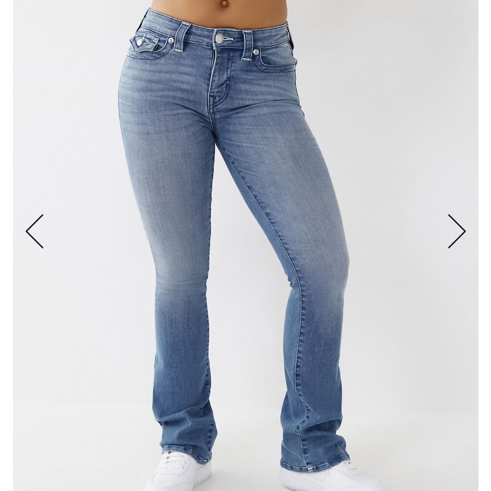 Truereligion Becca bootcut Jean 3d whisperin clean hardware and tonal stitching
